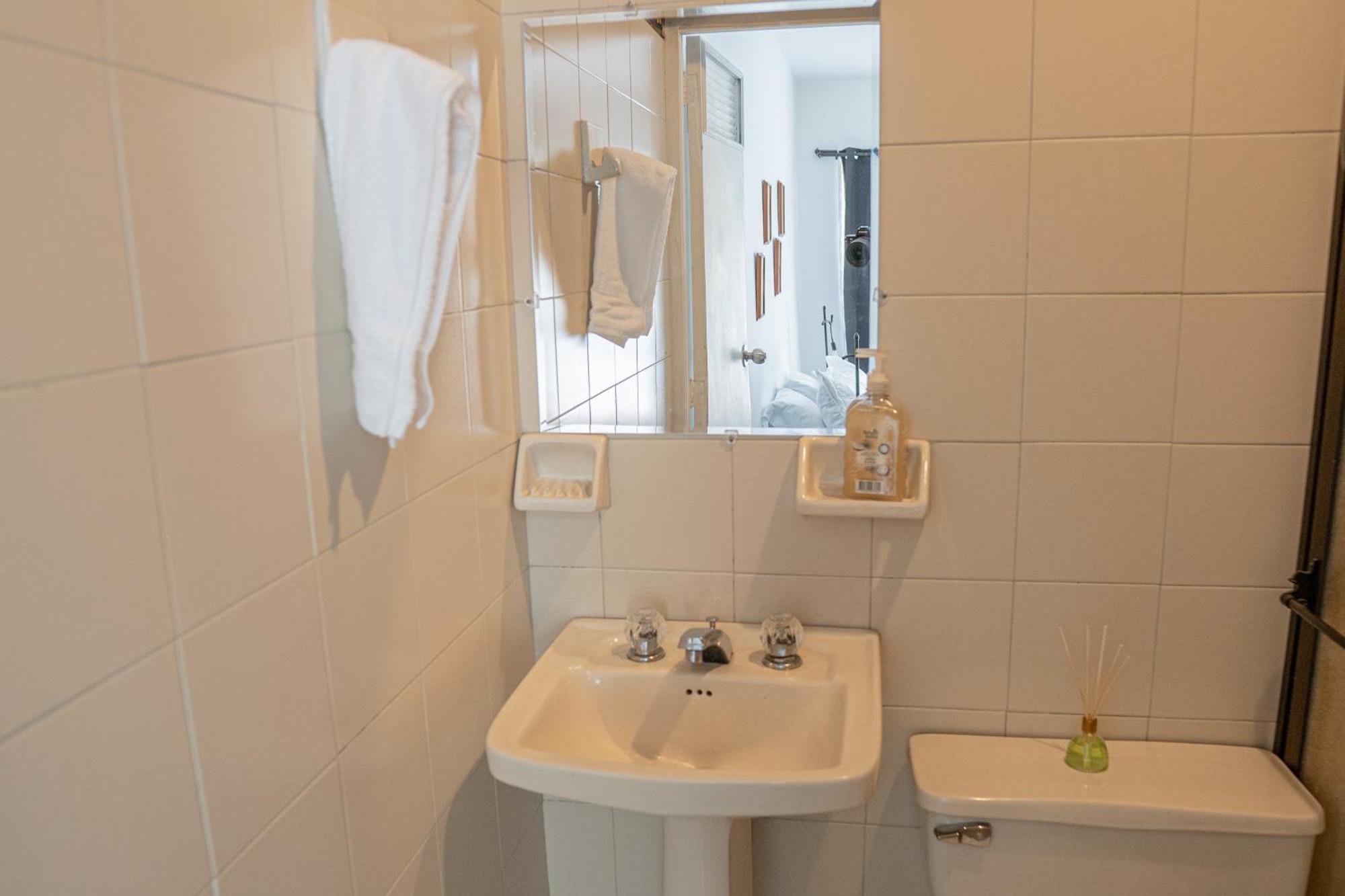 Guest house Laureles Garden *
